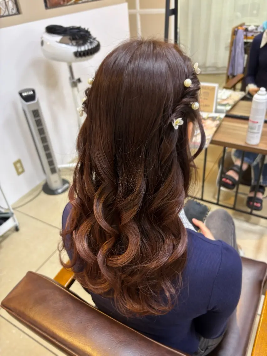 セミロング ヘアセット eMuエミュ‪ ¨̮⃝ayakaのヘアスタイル