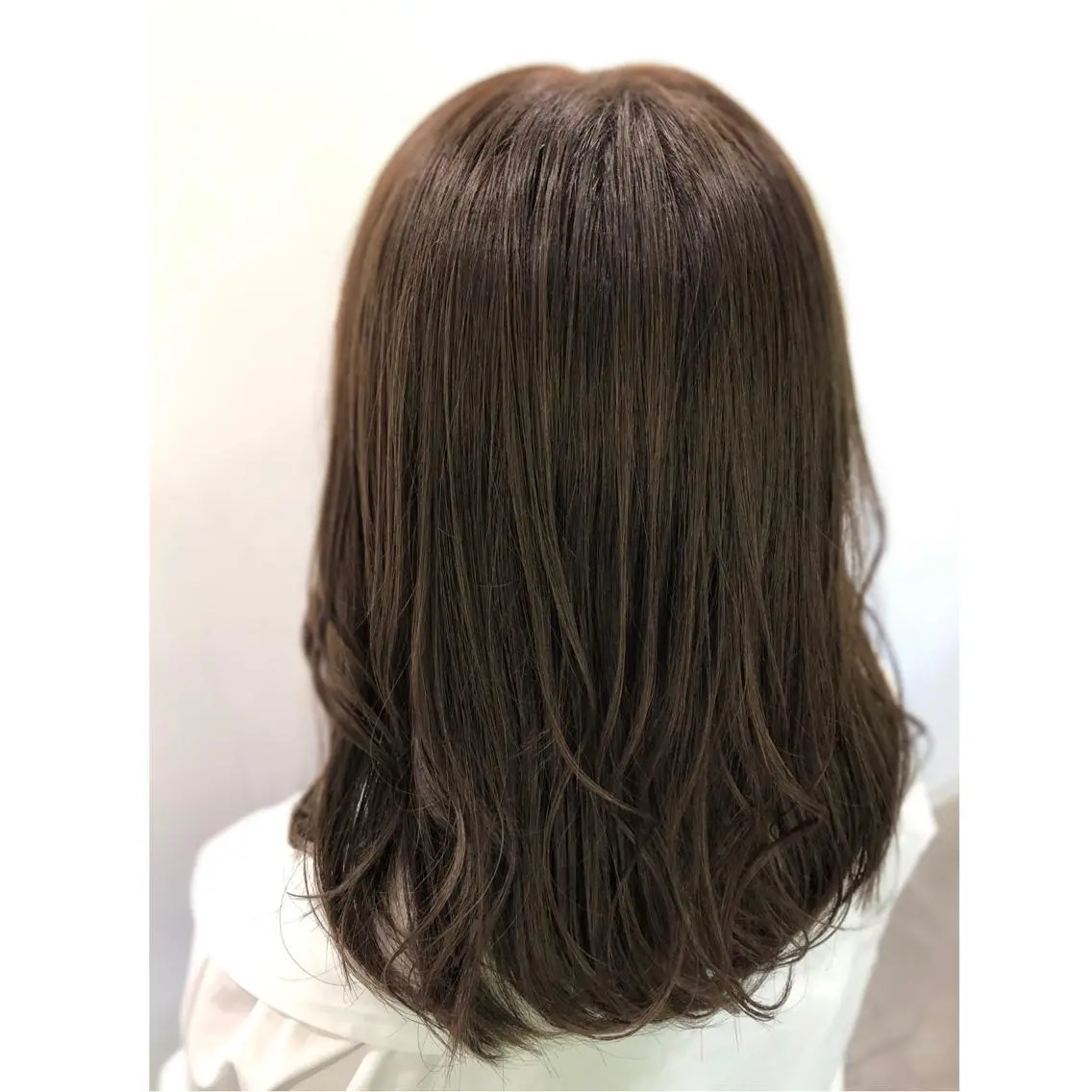 セミロング カラー グレージュ カット ヘアカラー 福積 めぐみのヘアスタイル