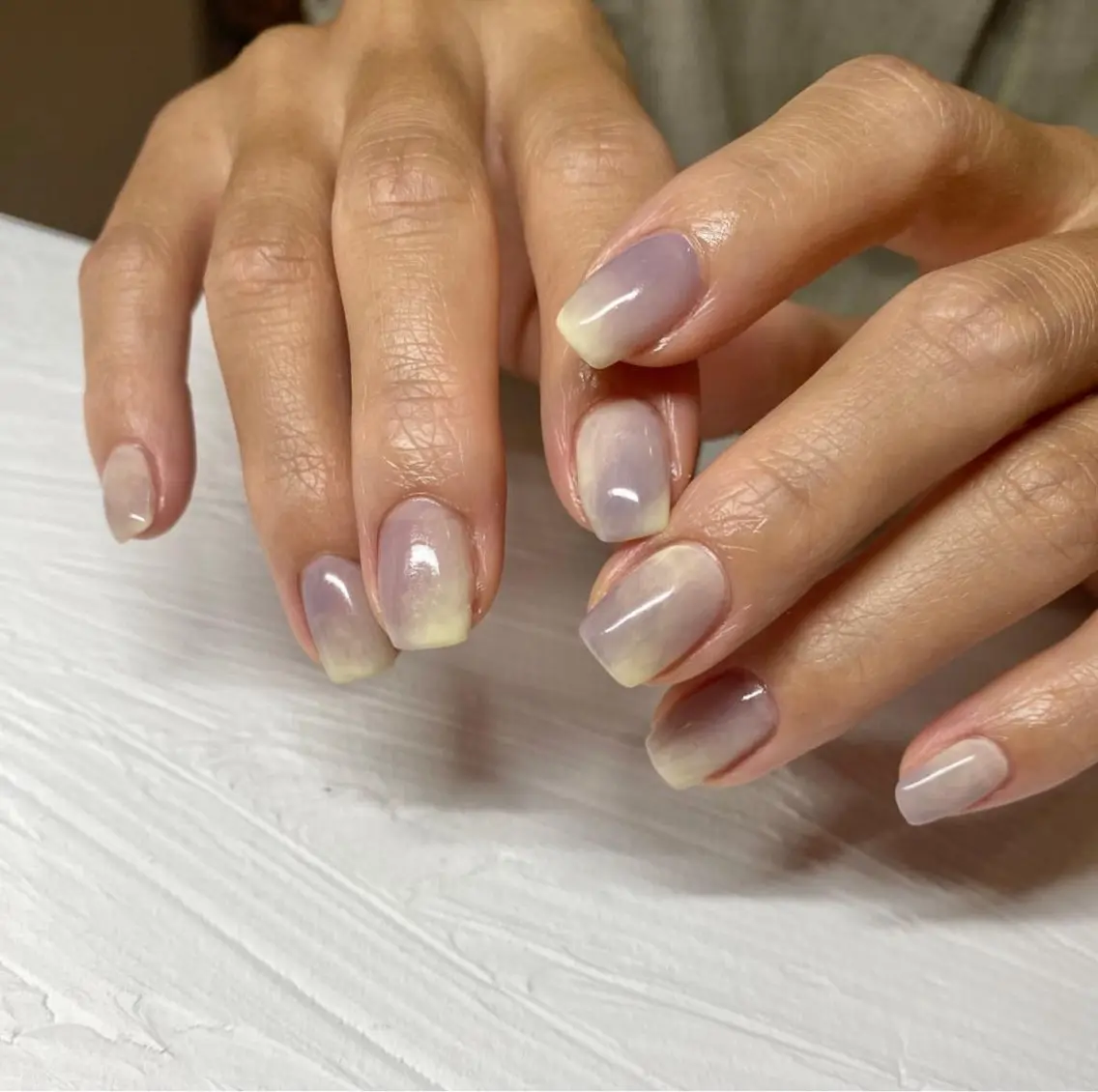 ネイル ニュアンスネイル ハンドネイル io.Nail 谷町九丁目のネイルデザイン