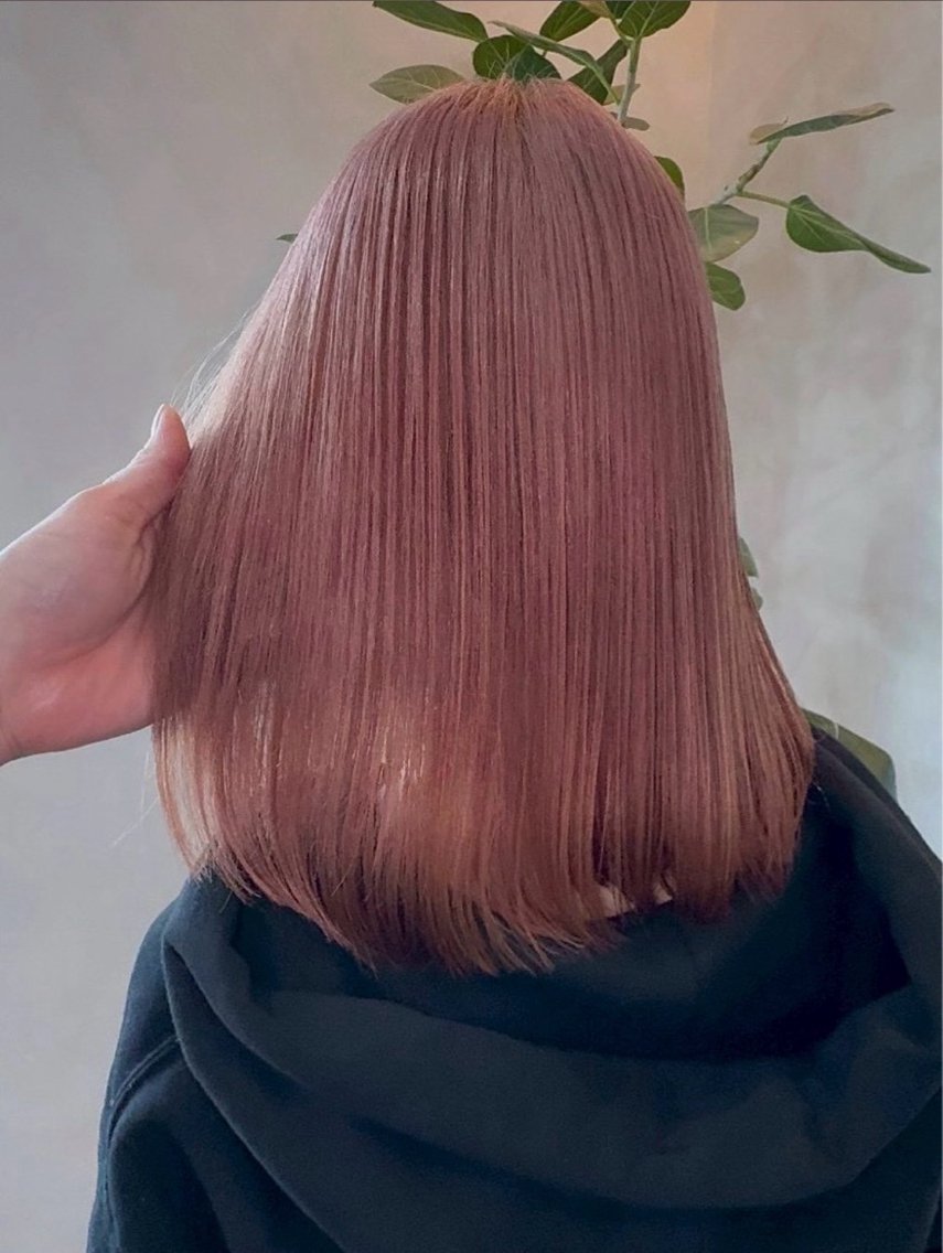 ミディアム ヘアカラー 黒野 菜月のヘアスタイル
