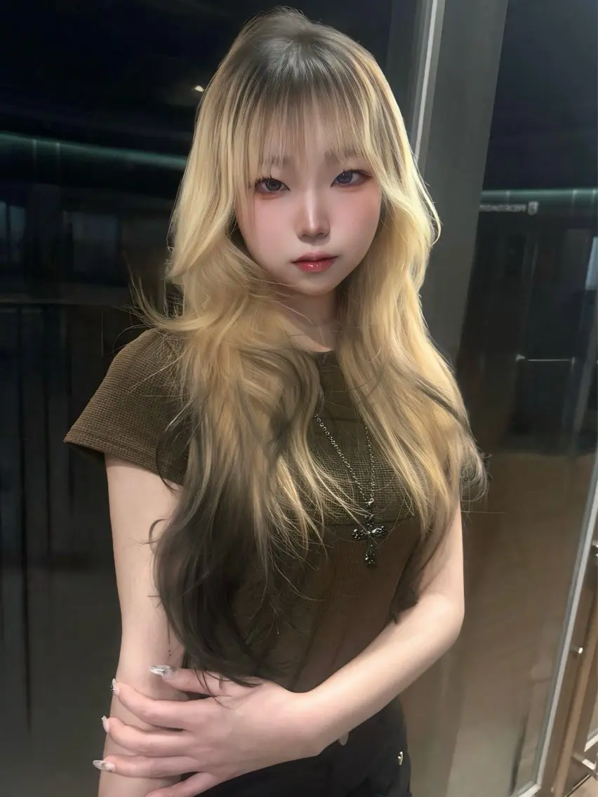 ✨️今だけこの価格✨️ブリーチ+カラー+髪質改善水素トリートメント🖤の写真