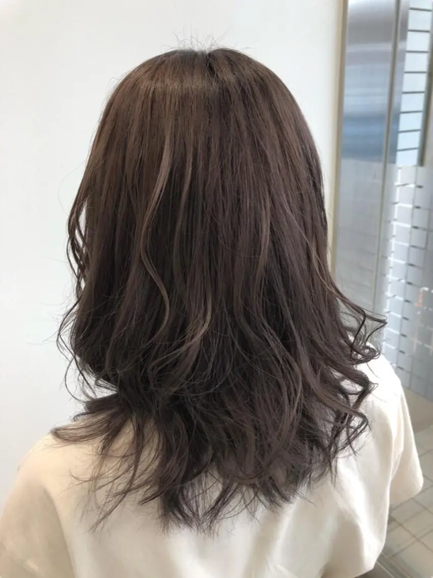 【2回目以降の方】✂︎デザインカット&艶カラー💫トリートメント付き🧚♀️の写真