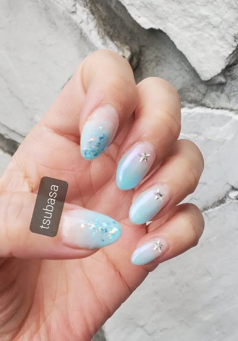 ネイル グラデーション ミラーネイル Nail 🌱TSUBASAのネイルデザイン