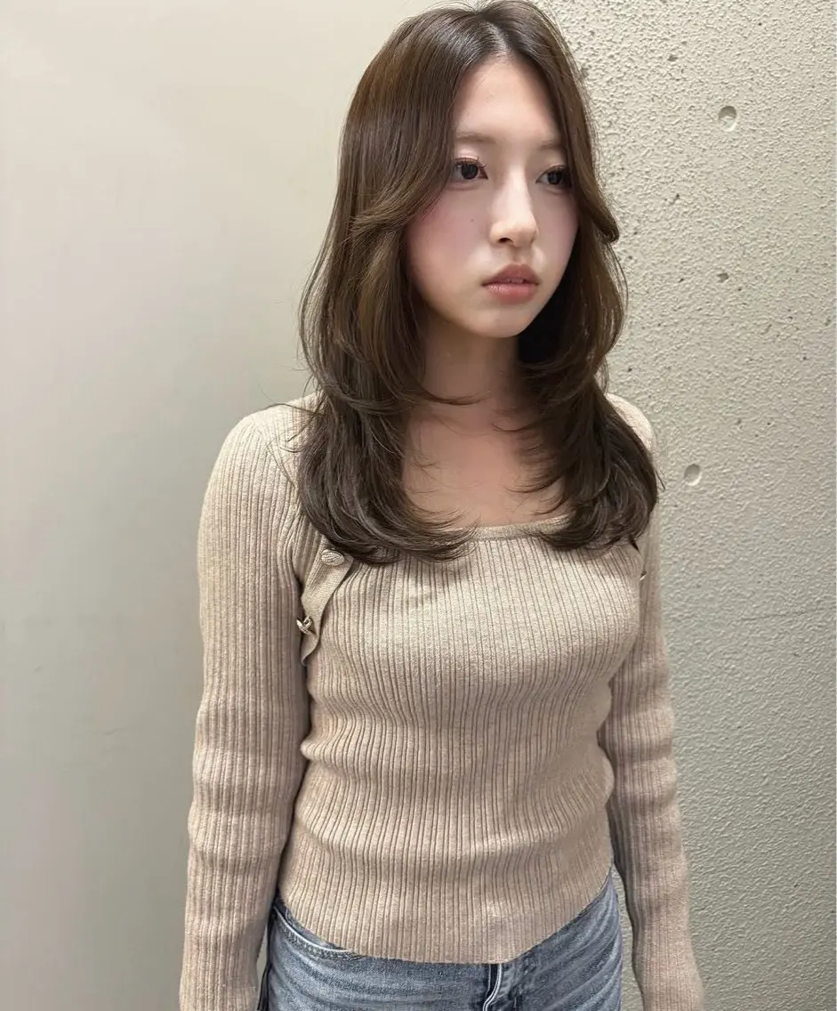セミロング カット 田川 聖菜のヘアスタイル