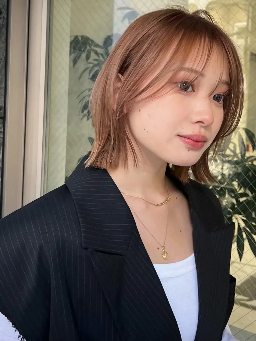 ショート カラー ベージュカラー ブラウンカラー ダブルカラー カット ヘアカラー 小顔ボブ jilblanカホのヘアスタイル