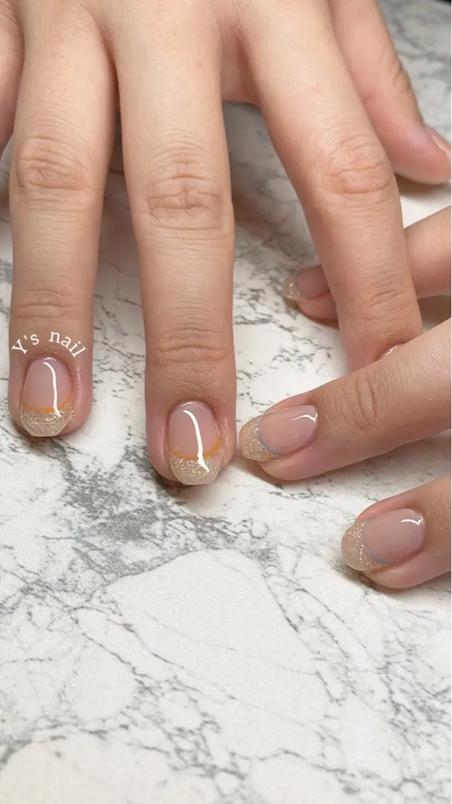 ネイル フレンチネイル ラメ(グリッター) 手書きが得意🖌️ Y’s  nailのネイルデザイン