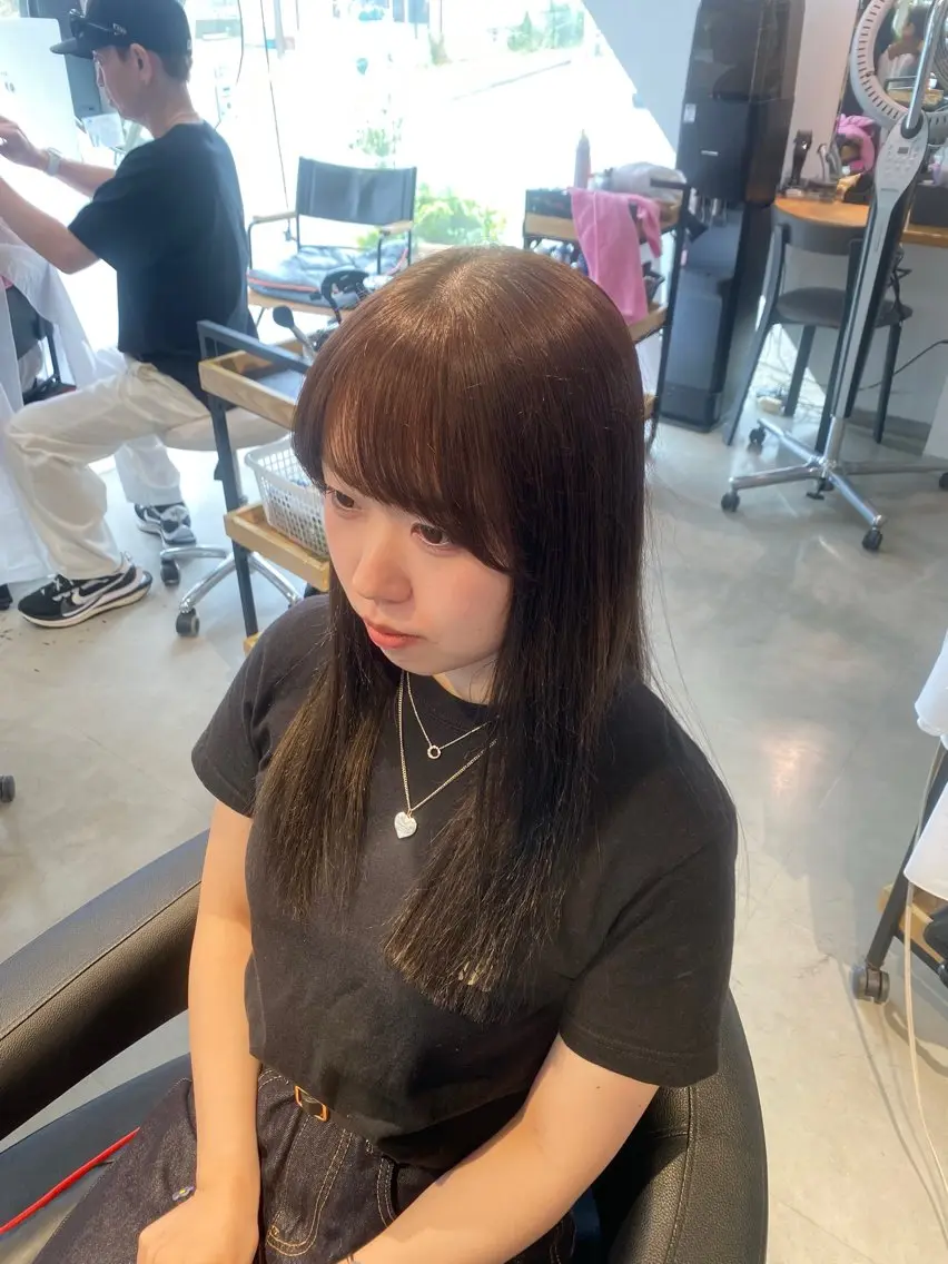 ロング カラー APREKO 葵のヘアスタイル