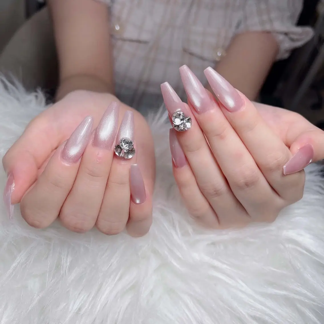 ネイル チークネイル 長さ出し フラッシュネイル フレンチネイル グラデーション ハンドネイル Lenie Nail Salonのネイルデザイン
