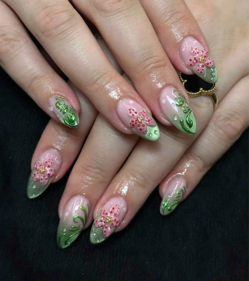 ネイル フラワーネイル ジェルネイル グリーン 韓国ネイル ニュアンスネイル Iconic Nailのネイルデザイン