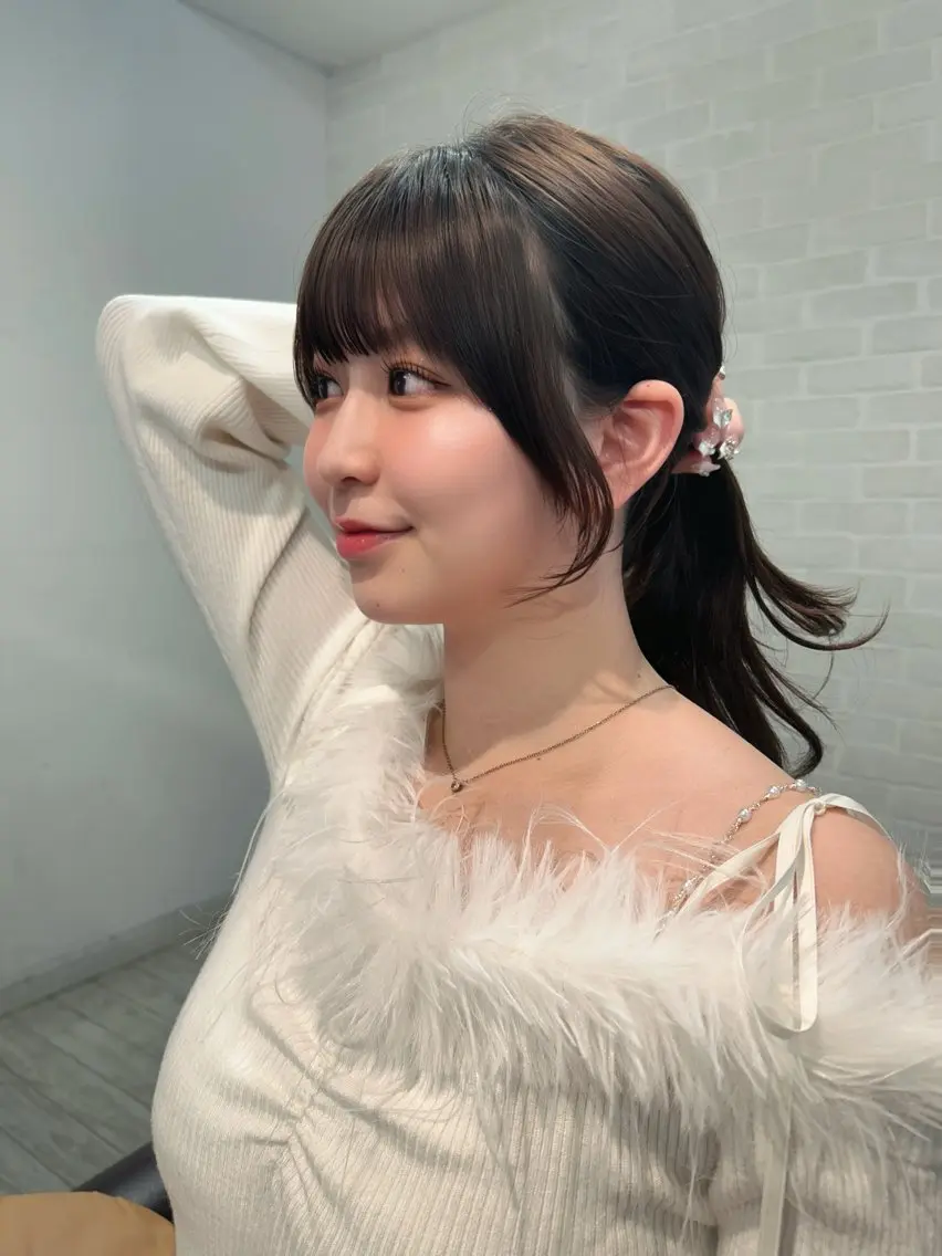 セミロング カラー カット ヘアカラー 【韓国ヘア×透明感 カラー】笹谷 莉未のヘアスタイル