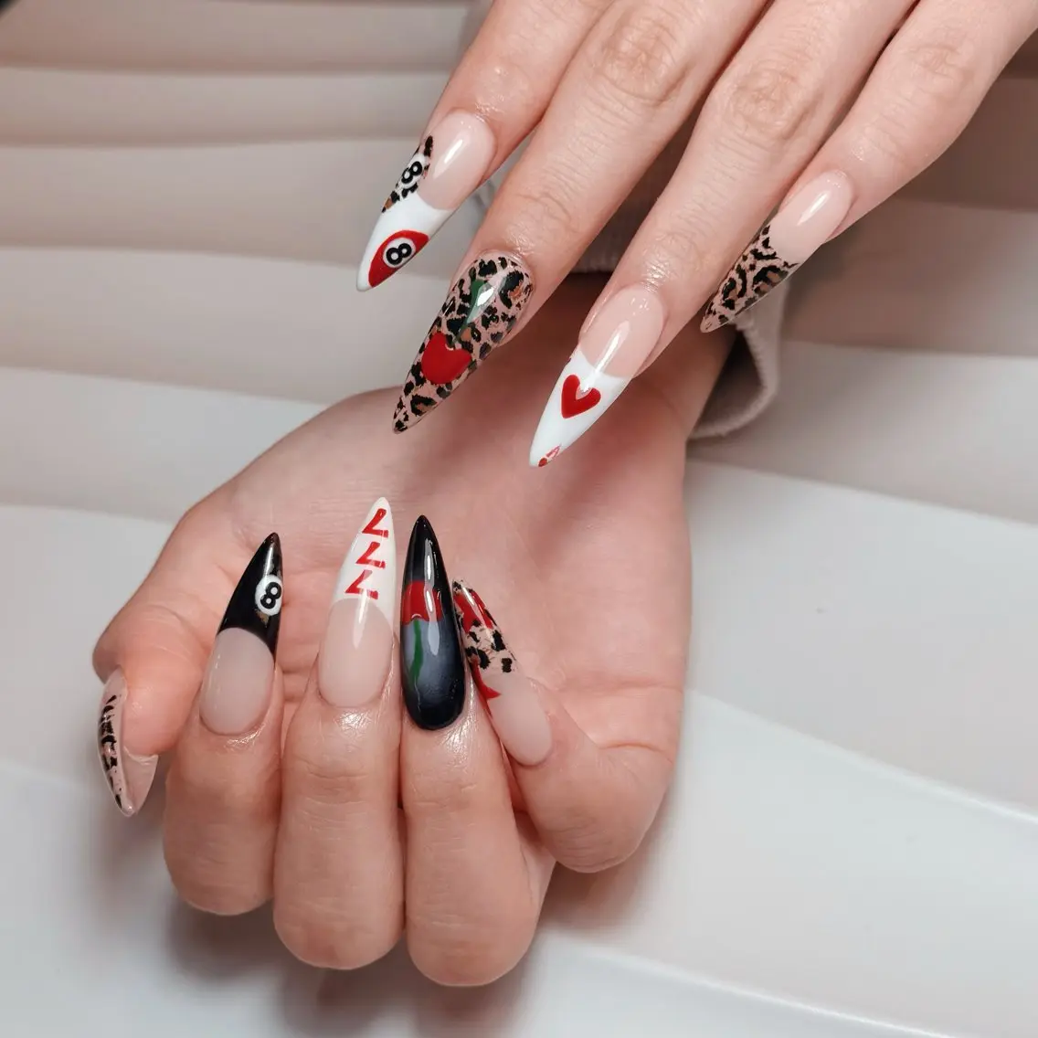 ネイル ハンドネイル The 1989 Nail Salonのネイルデザイン