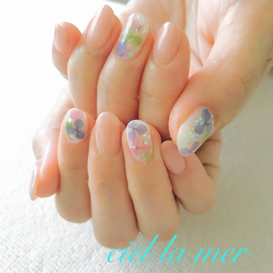 ネイル ハンドネイル フットネイル ciel la merのネイルデザイン