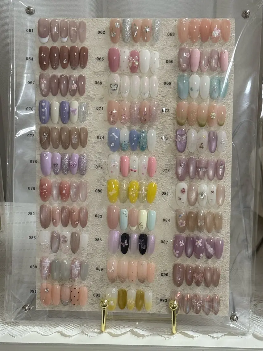ネイル ハンドネイル ルリン サロン💅のネイルデザイン