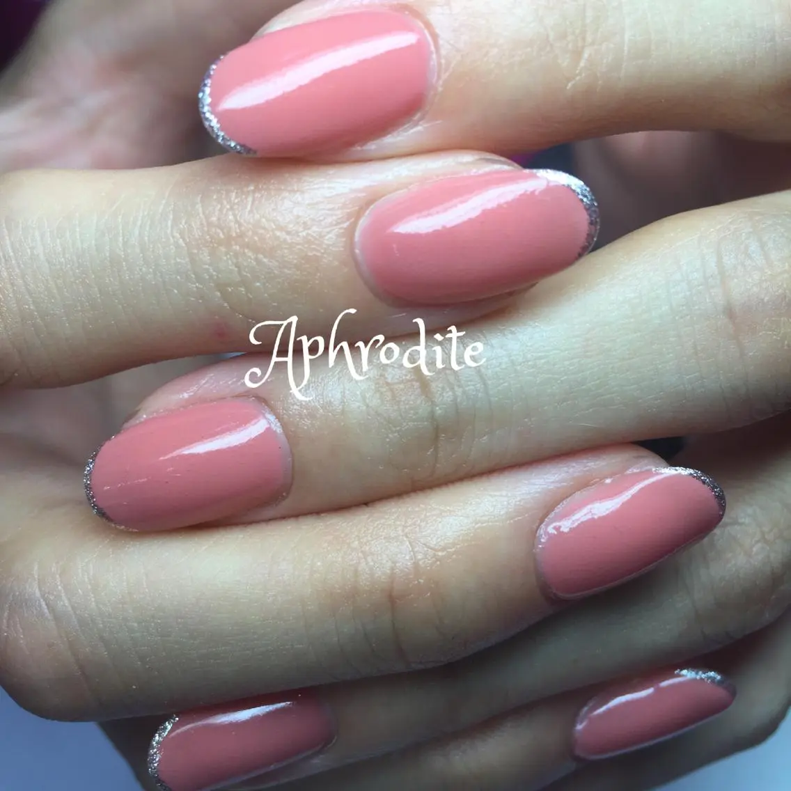 ネイル シンプルネイル Aphrodite パラジェル認定サロンのネイルデザイン