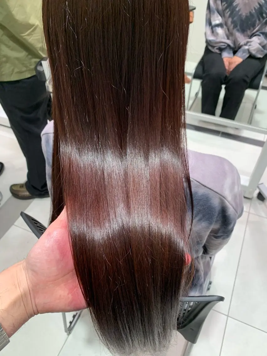 【✨ブリーチ毛でも叶う✨】髪質改善縮毛矯正+カット+髪質改善Trの写真