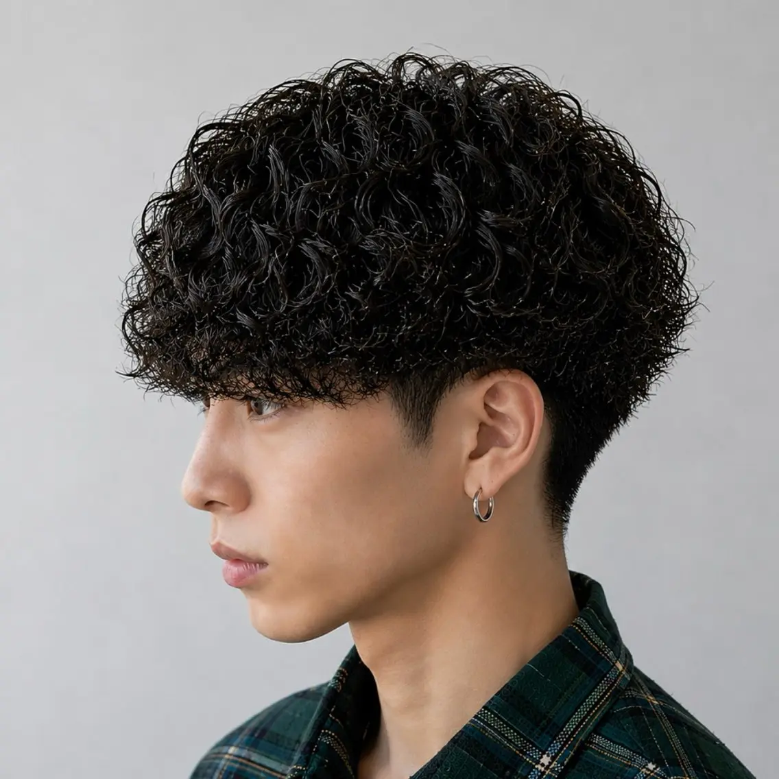 パーマ メンズ メンズパーマ プードルパーマ プードルパーマ カット パーマ メンズ特化カットパー マカラー坂田柊のヘアスタイル
