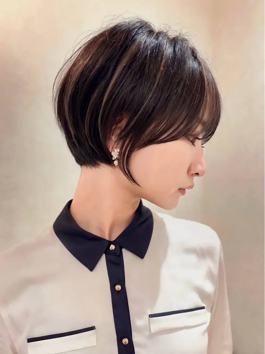ショート カラー カット ヘアカラー トリートメント Aster 店長 れおんのヘアスタイル