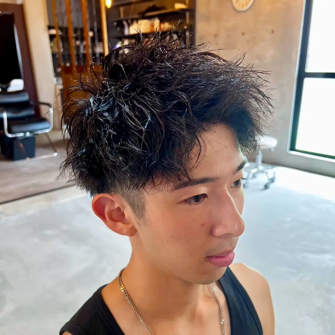ショート パーマ メンズ シャドウ ツイスパ ニュアンスおがたのヘアスタイル