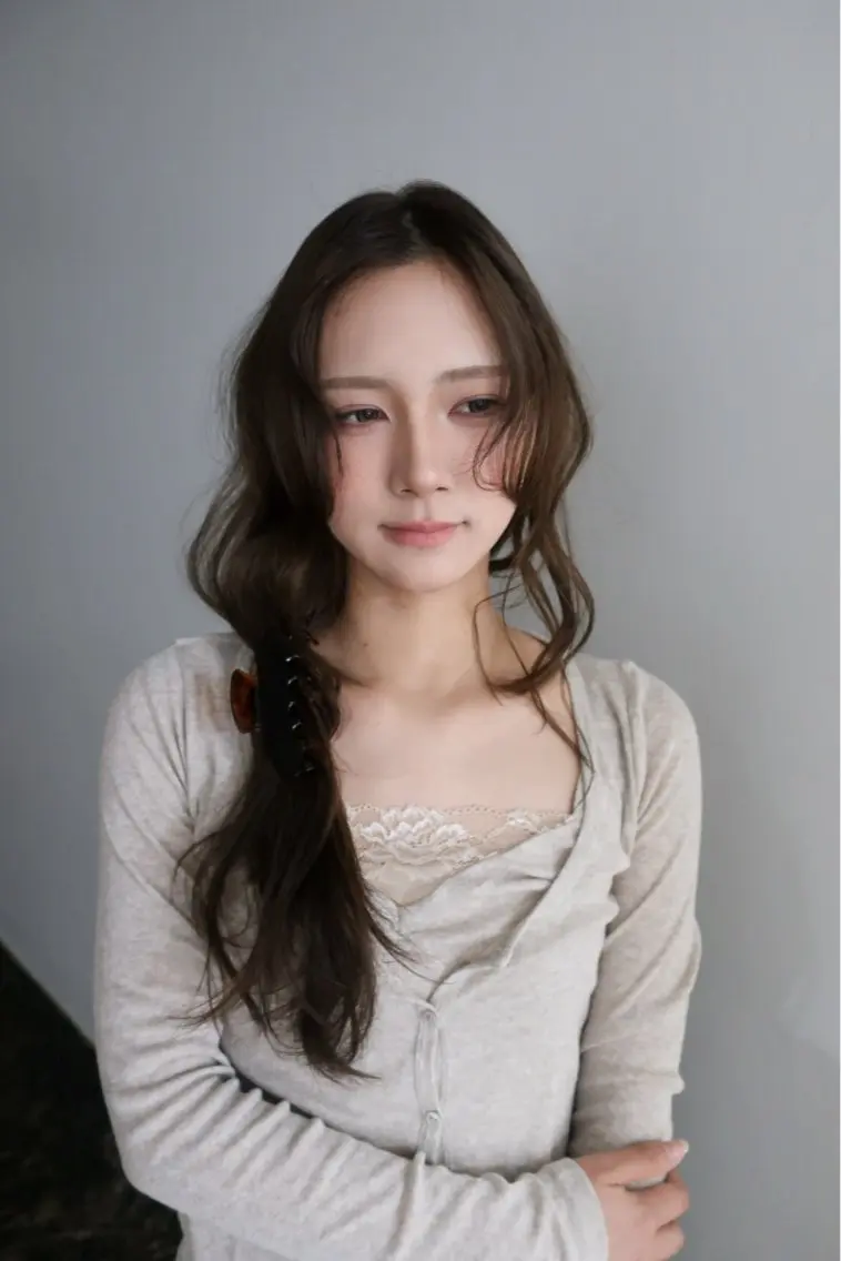 ロング 韓国風ヘア 京都烏丸- イノウエ ツムギのヘアスタイル