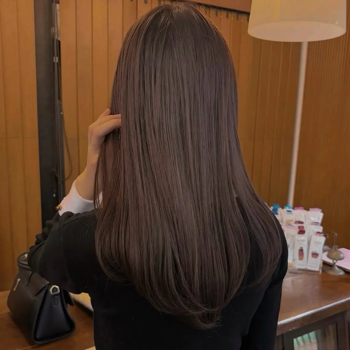 ロング カラー 透明感カラー/ くるくるパーマミウのヘアスタイル