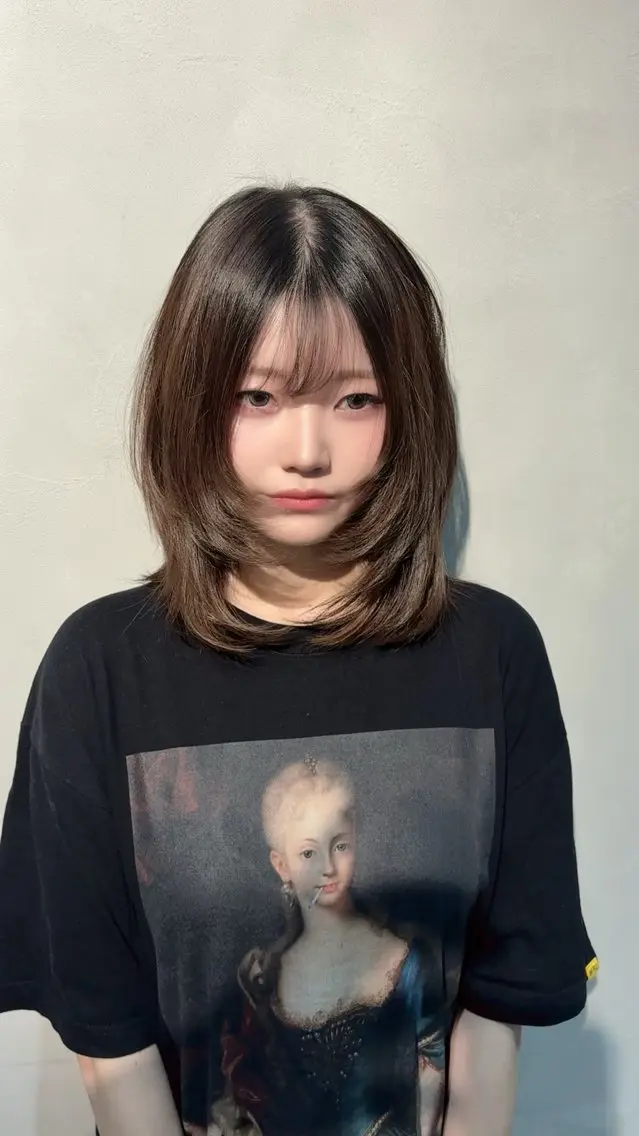 セミロング レイヤーカット 城川 ノアのヘアスタイル