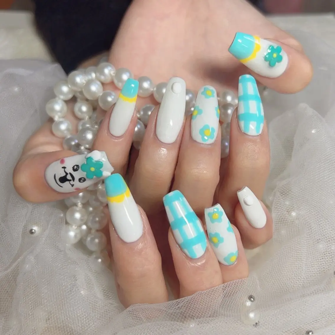ネイル 🎀M nails✨ ビューティーのネイルデザイン
