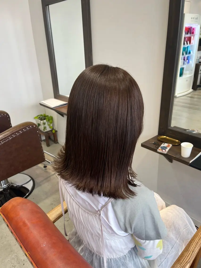 ミディアム CLIQUE 有木 七虹のヘアスタイル