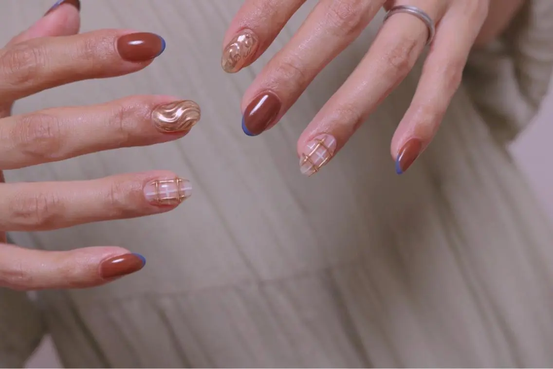 ネイル オーロラネイル カジュアル 長さ出し ジェルネイル 韓国ネイル ハンドネイル MH Nailのネイルデザイン