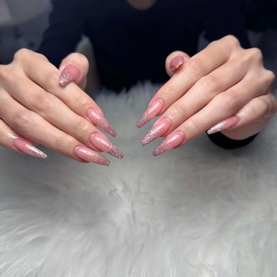 ネイル ガーリー 韓国ネイル シンプルネイル ハンドネイル Genie Mika Nailsのネイルデザイン