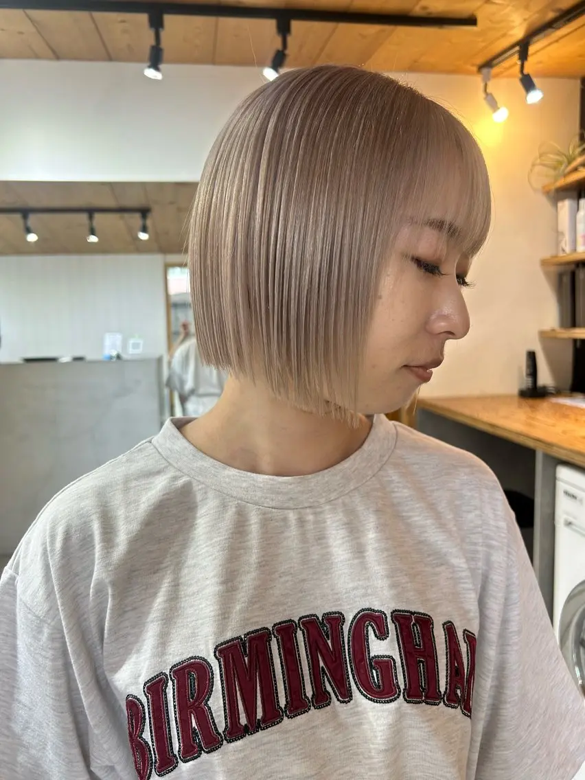 カラー メンズ ブロンド ホワイトブロンド ボブ カット ヘアカラー トリートメント 🧸艶々韓国ヘア 🧁mizunaのヘアスタイル