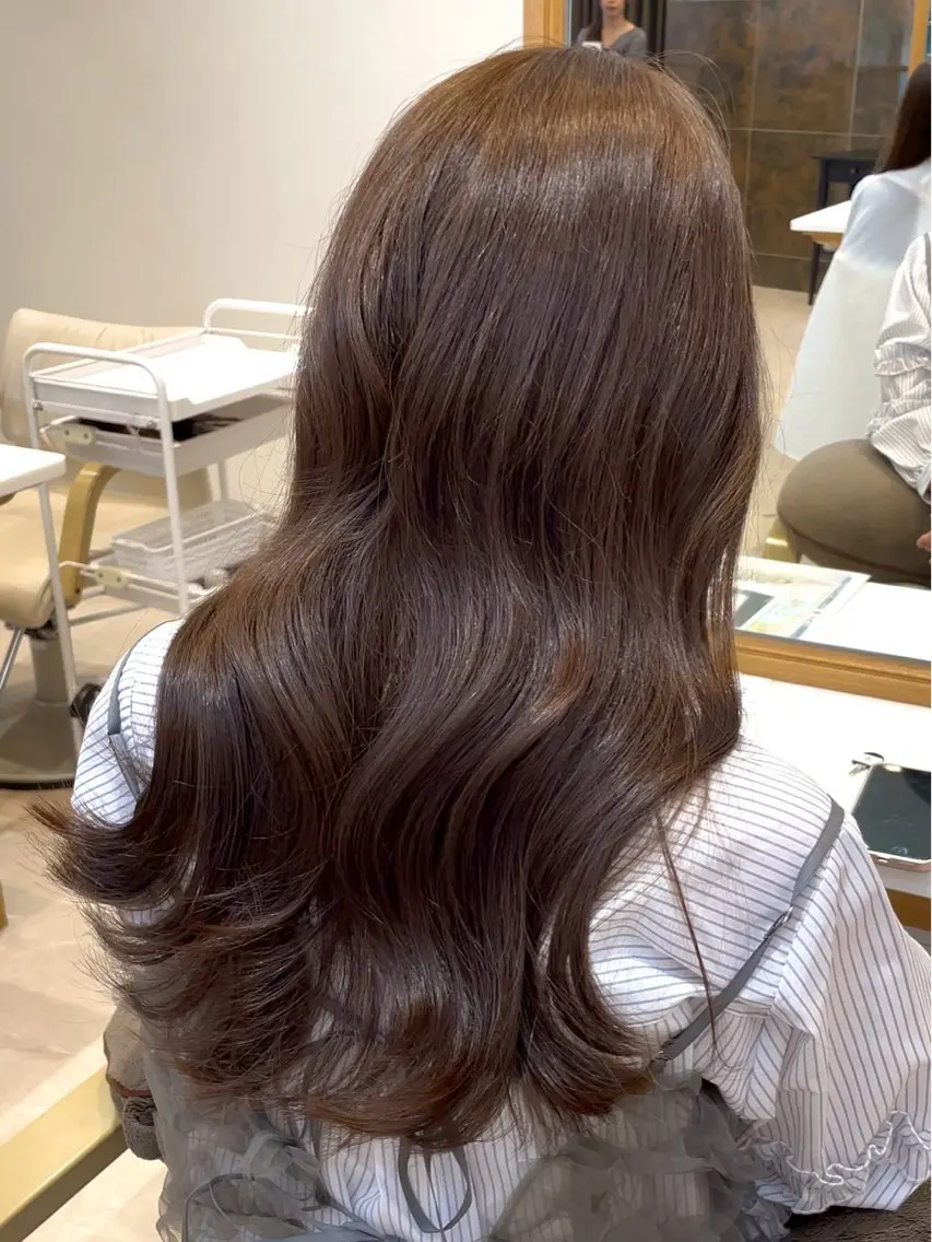 ロング カラー ベージュカラー ブリーチ ダブルカラー ブリーチなしカラー オリーブベージュ カット ヘアカラー トリートメント 髪質改善ケア/透明感 カラー伊藤 千尋のヘアスタイル