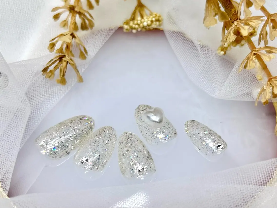 ネイル アートネイル ジェルネイル マグネットネイル ニュアンスネイル パラジェル ハンドネイル Nail Neige🐈🌙のネイルデザイン