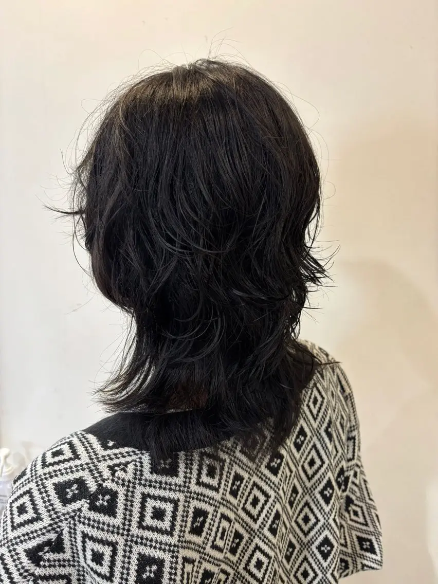 ミディアム パーマ ミディアムパーマ ウルフカット niro 🌱Kurelのヘアスタイル