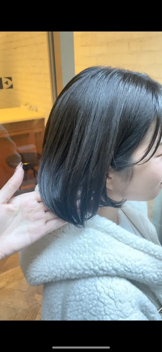 ショート カラー ブリーチ ブルーカラー ブルージュ 透明感カラー グレージュ カット ヘアカラー トリートメント ご新規様限定 透明感カラーKANAのヘアスタイル