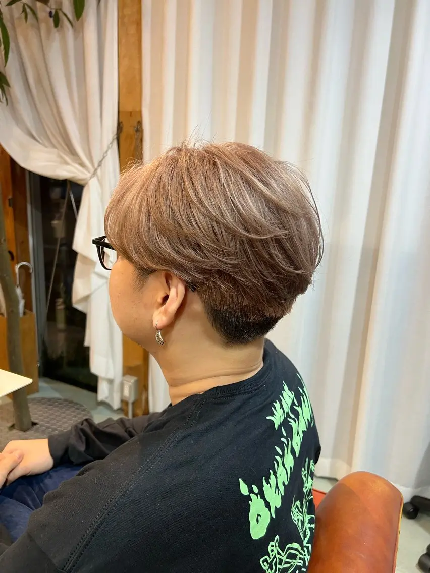 ダブルカラー+カットの写真