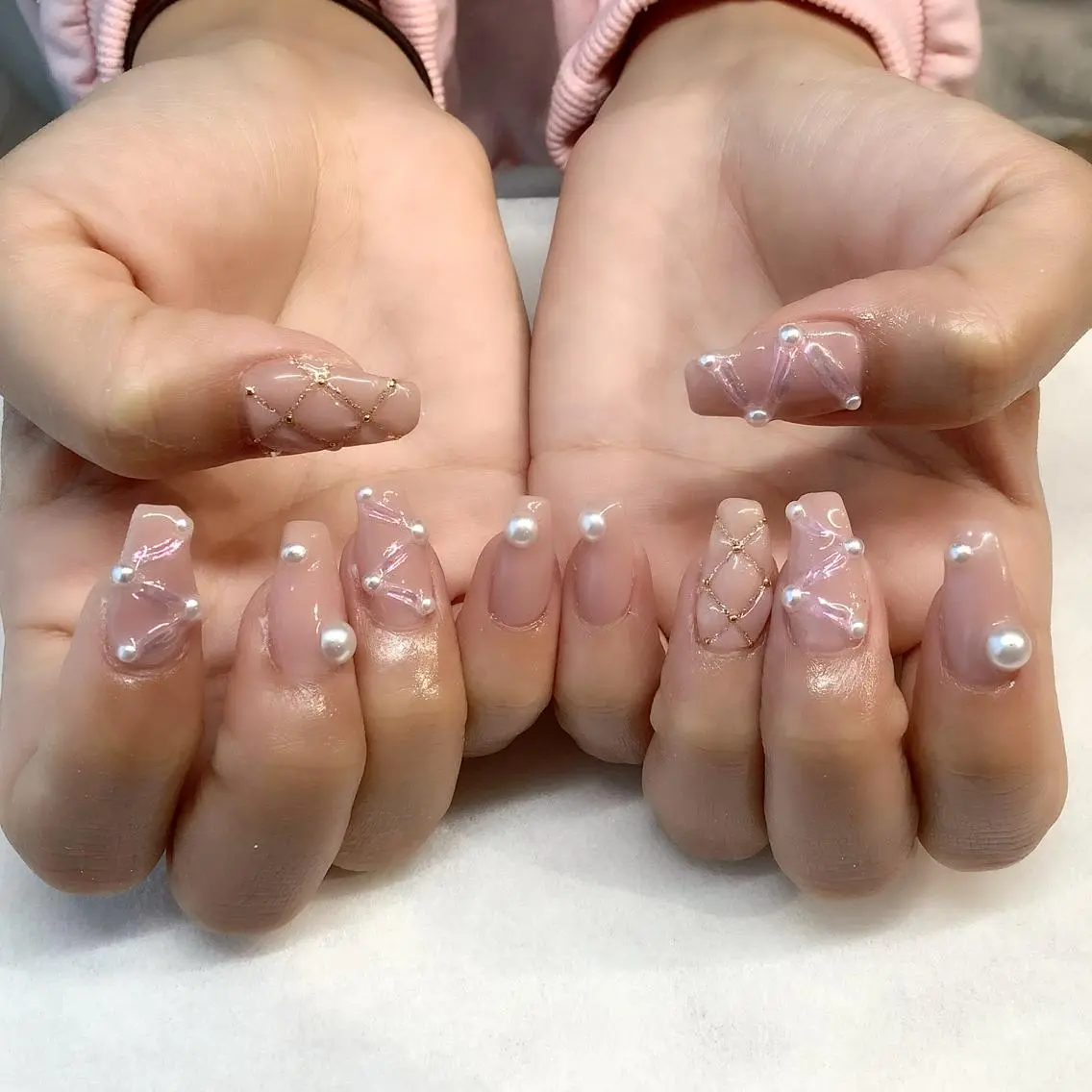 ネイル ハンドネイル 💎🐰 saki. m 🐰💎のネイルデザイン