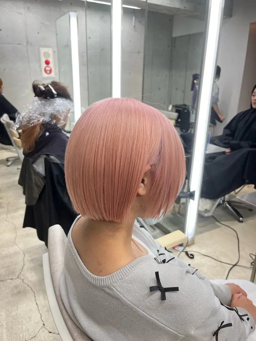 ショート カラー ピンクカラー 【毎朝セット3分】 メンズパーマ　真人のヘアスタイル