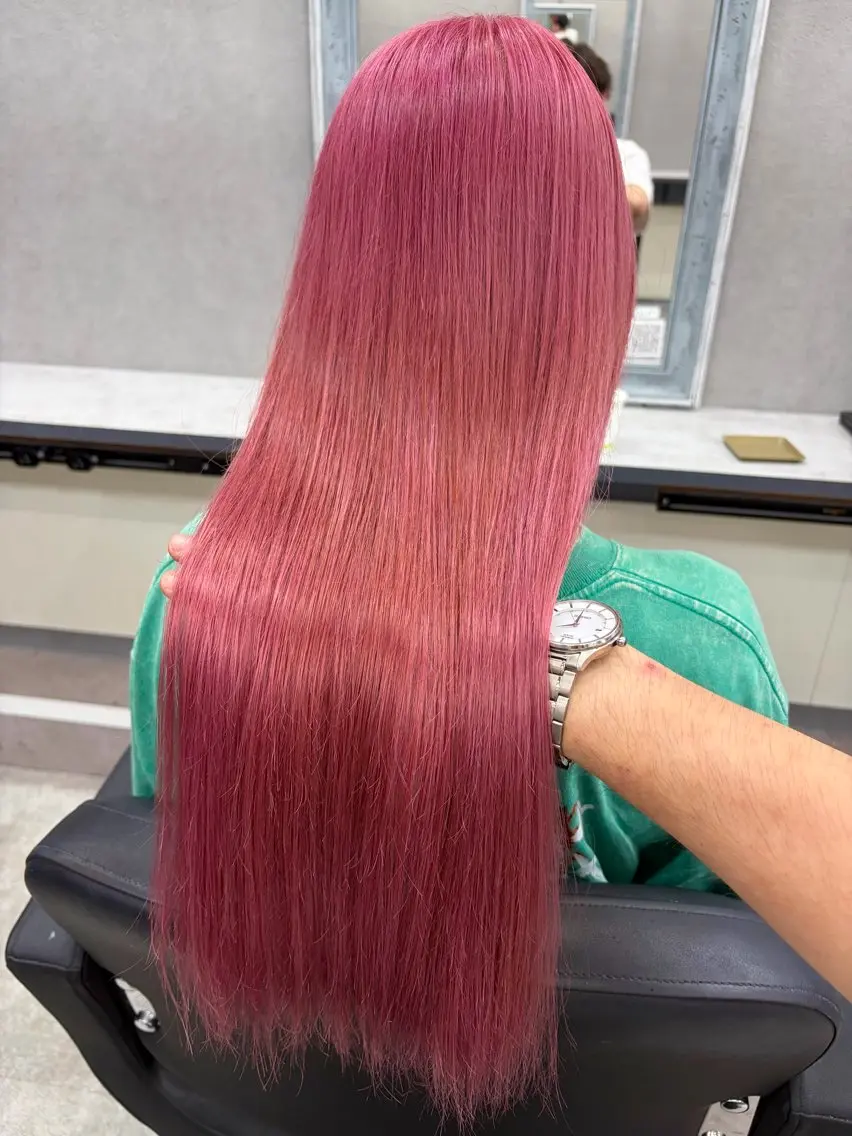 セミロング カラー ピンクカラー ヘアカラー トリートメント ダブルカラー メンズパーマ大成のヘアスタイル