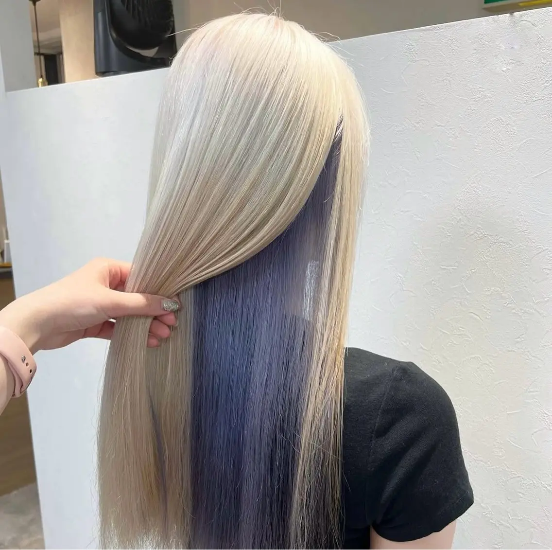 ロング カット ヘアカラー トリートメント 吉田 敦月のヘアスタイル
