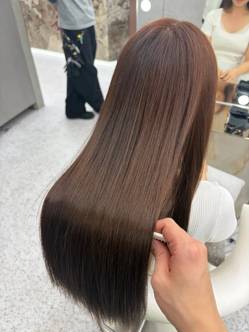 ロング カラー ブリーチ 透明感カラー ロング 透明感カラー特化/ レイヤーカット/ハルのヘアスタイル
