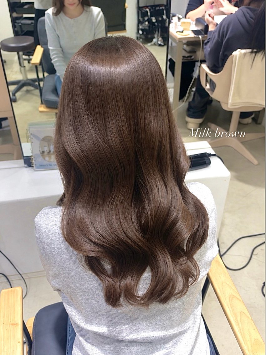 ロング カラー カット ヘアカラー Hana 🩰のヘアスタイル