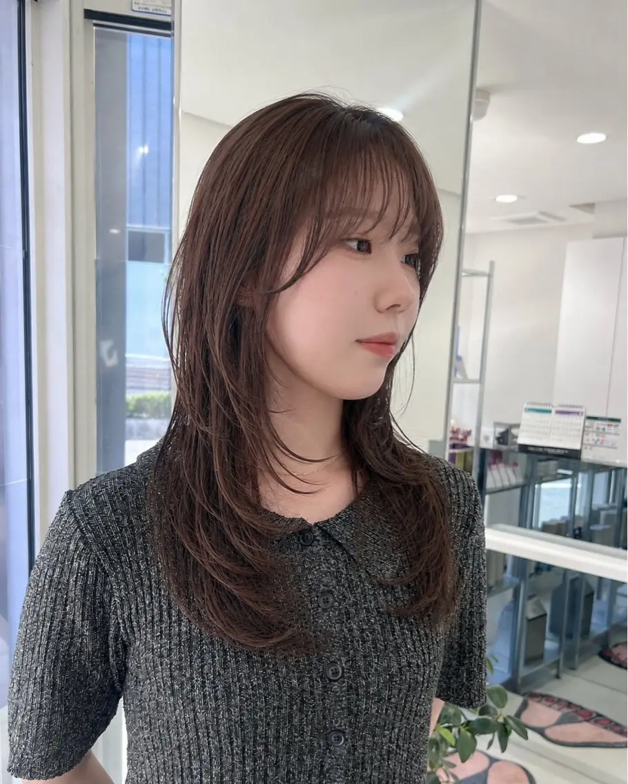 セミロング カラー カット ヘアカラー トリートメント ヘアセット 🖤:抜け感×大人 スタイル/Aoiのヘアスタイル