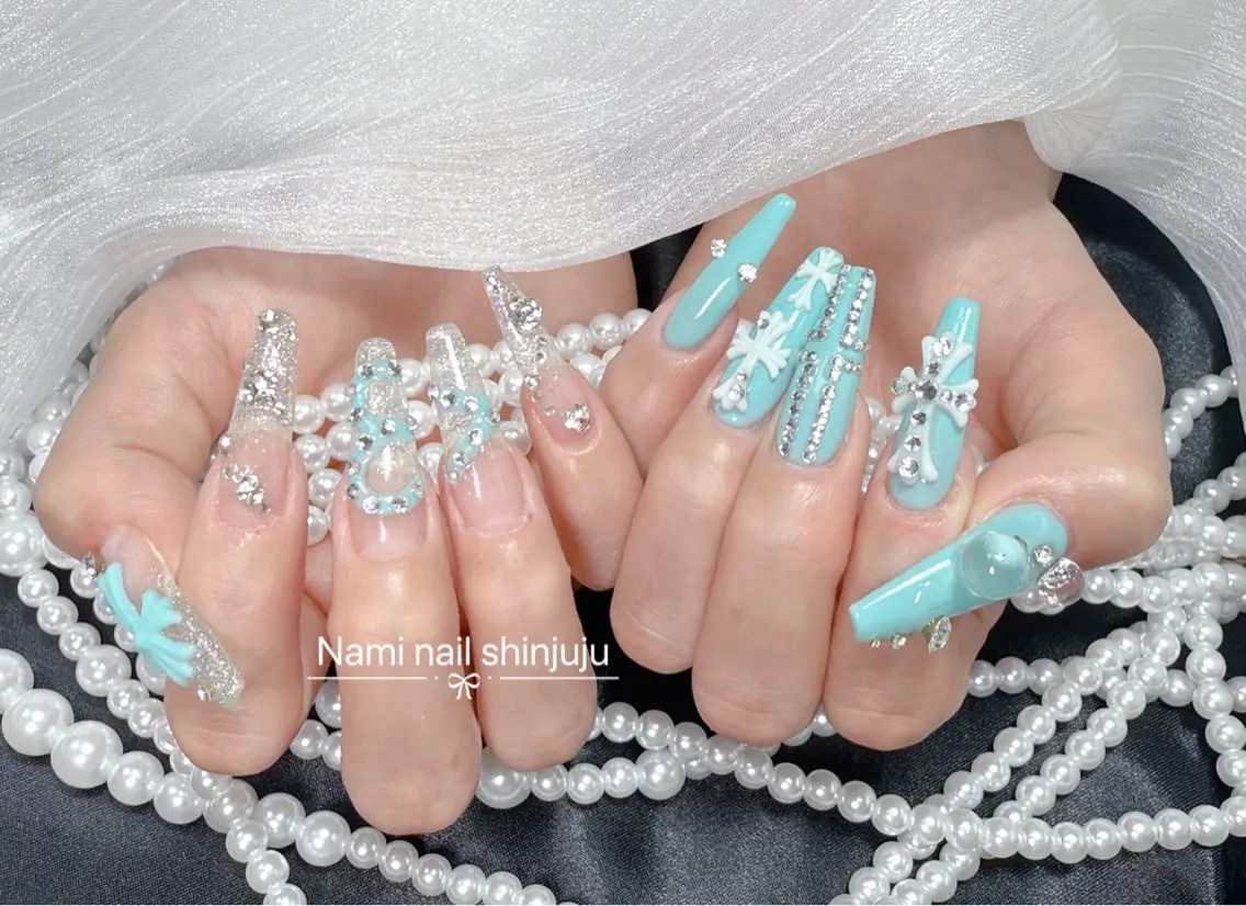ネイル 長さ出し ガーリー 韓国ネイル ロングネイル 持ち込み ハンドネイル Nami nail salonのネイルデザイン