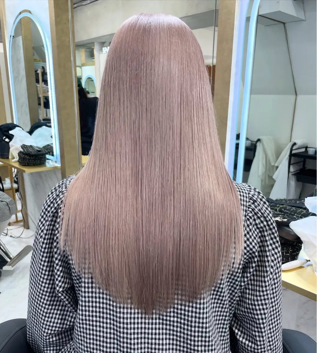【ご新規様クーポン】💫美髪ブリーチ+カラー+似合わせカット+ナノトリートメント💫コテ巻き仕上げ可能🫧の写真