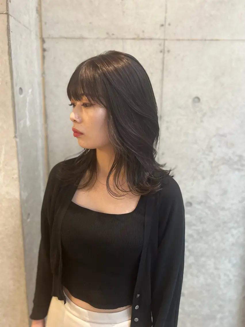 ミディアム カラー ハイライトカラー 伸ばしかけ ハイライト レイヤーカット カット ヘアカラー トリートメント 誰より丁寧なカット/ 小林輝/レイヤーのヘアスタイル