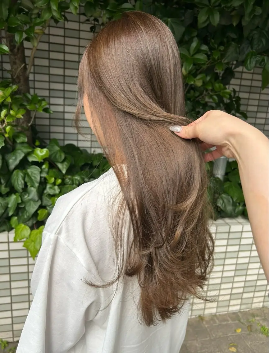 ロング カラー ベージュカラー オリーブベージュ ヘアカラー IMARI /のヘアスタイル