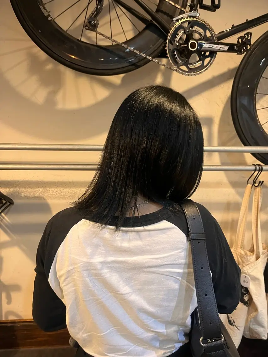 one color🎨＋straight perm🧸の写真