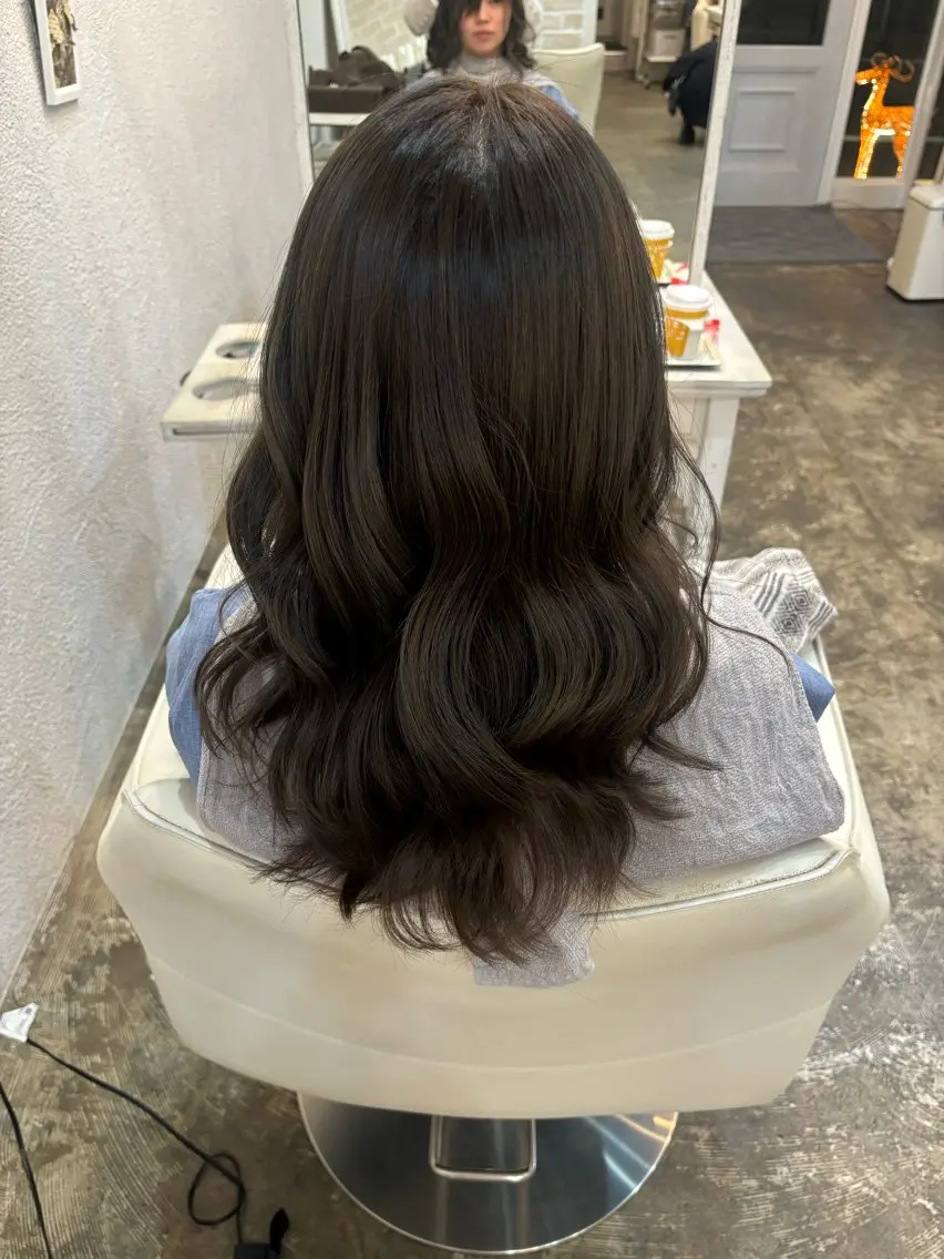 ロング カラー 山﨑彩乃 🫧 髪質改善✨️のヘアスタイル