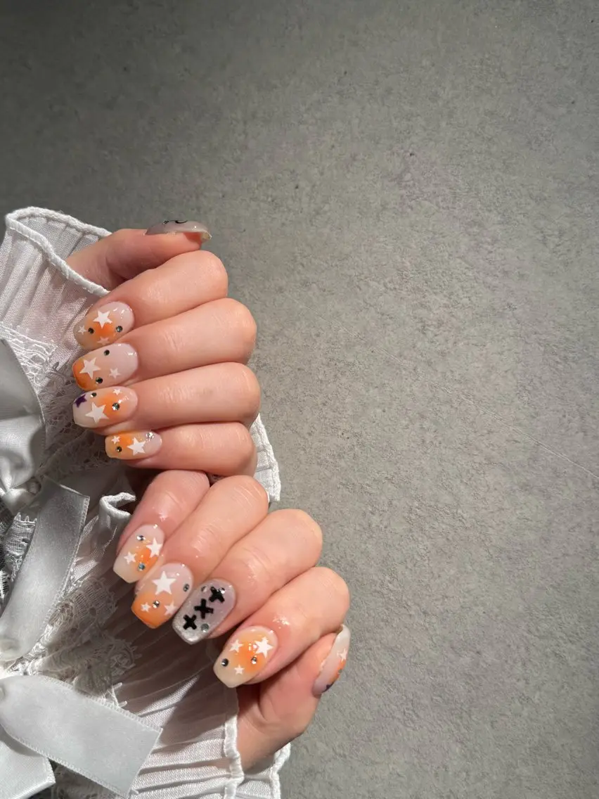 ネイル I-nailロング /ワンホン/キラキラのネイルデザイン