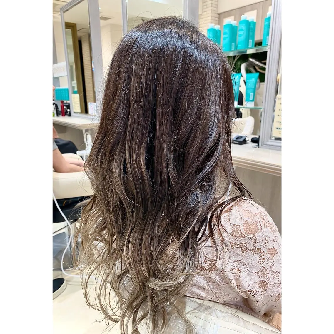 ロング 似合う髪型見つけます AYAKAのヘアスタイル